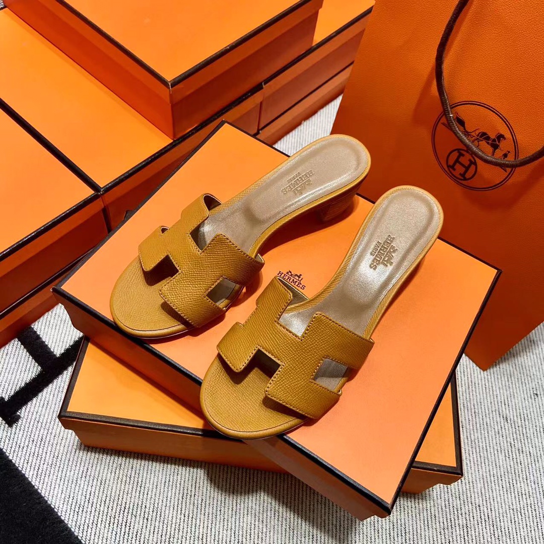 에르메스 올수공 오아시스 슬리퍼 샌들 앱송 64